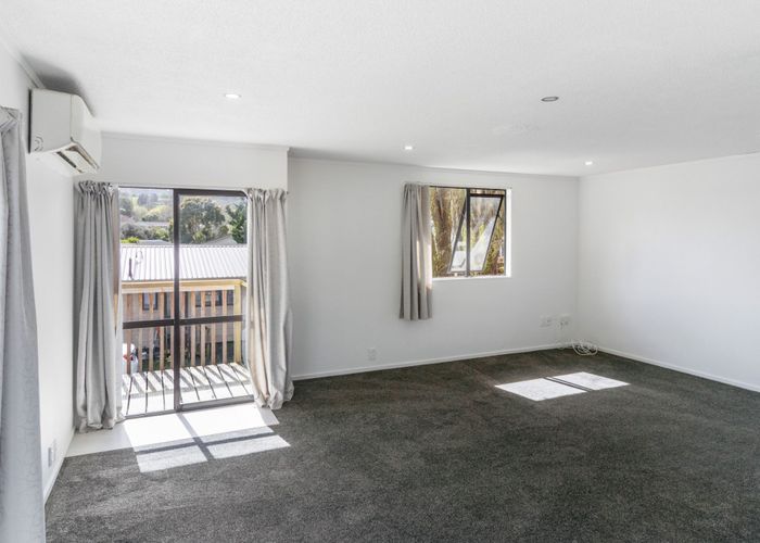  at 69A Redcrest Avenue, Papakura, Papakura, Auckland