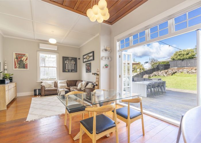  at 12 Leslie Avenue, Sandringham, Auckland