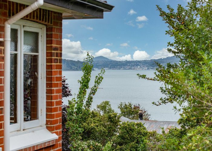  at 30 Wharfdale, Macandrew Bay, Dunedin, Otago