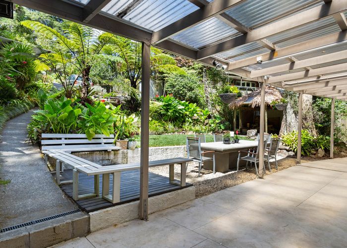  at 3 Opanuku Road, Henderson Valley, Auckland