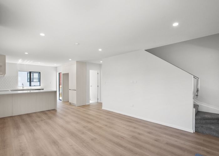  at 19 Earlsworth Road, Mangere, Manukau City, Auckland