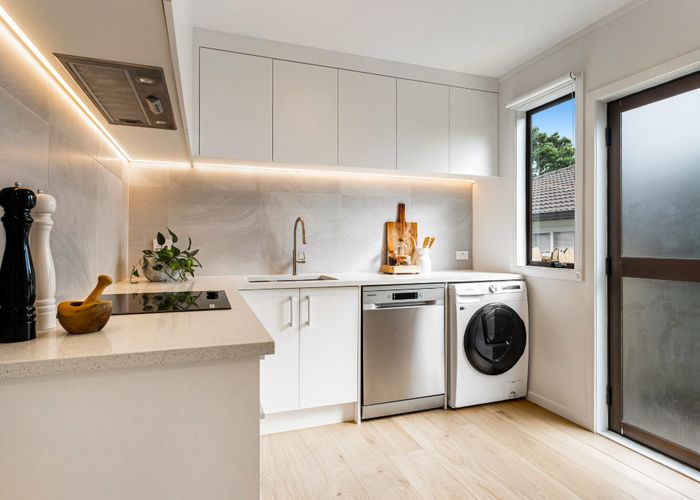  at 1/452 Hibiscus Coast Highway, Orewa, Rodney, Auckland