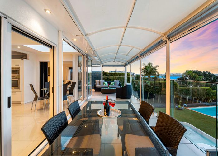  at 100 Bramley Drive, Farm Cove, Auckland