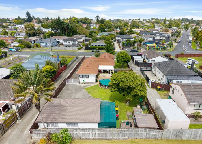  at 13 Hill Road, Papatoetoe, Manukau City, Auckland