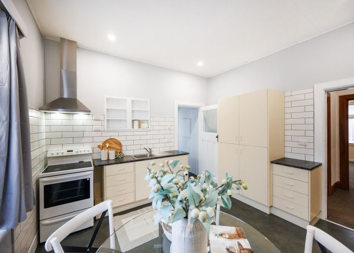  at 194 Ferguson Street, West End, Palmerston North, Manawatu / Whanganui