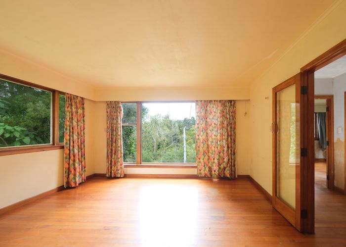  at 94 Wood Bay Road, Titirangi, Auckland
