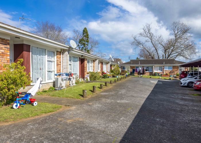  at 28 Landscape Road, Papatoetoe, Manukau City, Auckland