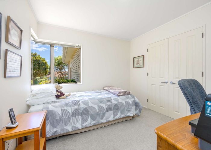  at 4 Spinnaker Point, Manly, Whangaparaoa