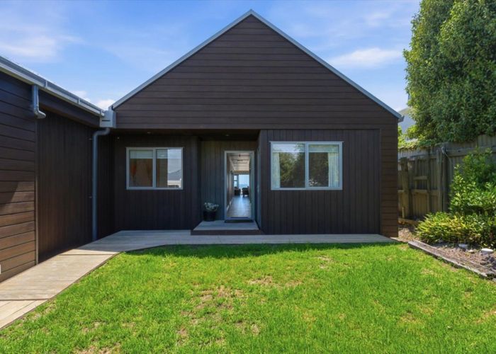  at 211 Pukehina Parade, Pukehina, Western Bay Of Plenty, Bay Of Plenty