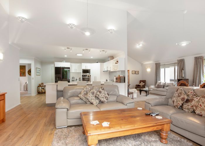  at 38 Moyrus Crescent, East Tamaki Heights, Auckland