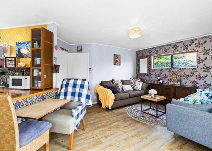  at 1/114 Park Road South, Akina, Hastings