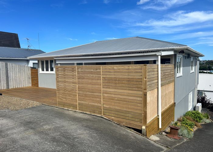  at 41 Woodlands Crescent, Browns Bay, North Shore City, Auckland