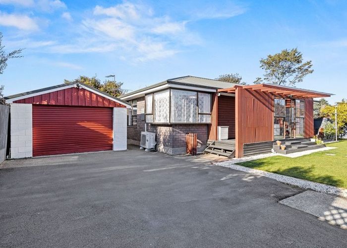  at 2/33 Tower Street, Hornby, Christchurch