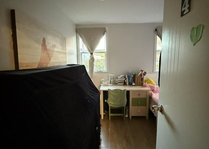  at 4 Sydney Street, Hauraki, North Shore City, Auckland