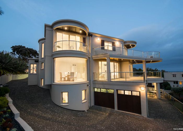  at 1 Portal Place, Murrays Bay, Auckland