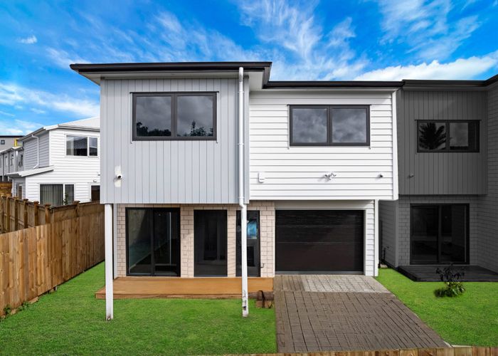  at Lot 4/8 Friesian Drive, Mangere, Manukau City, Auckland