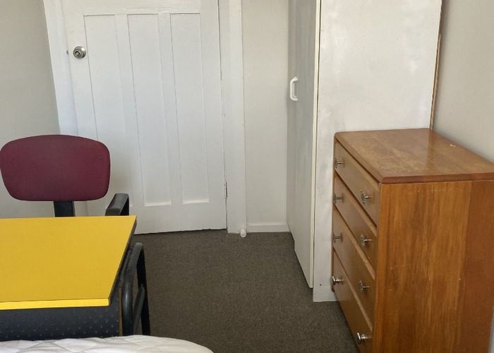  at 35 Bay Street, Petone, Lower Hutt, Wellington