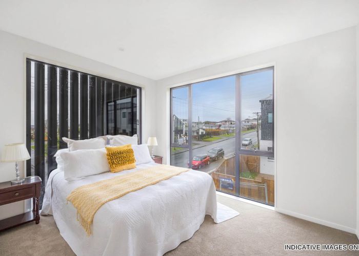  at 127C Barrack Road, Mount Wellington, Auckland