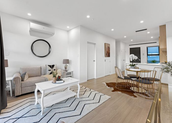  at 25 Abbotleigh Avenue, Te Atatu Peninsula, Waitakere City, Auckland