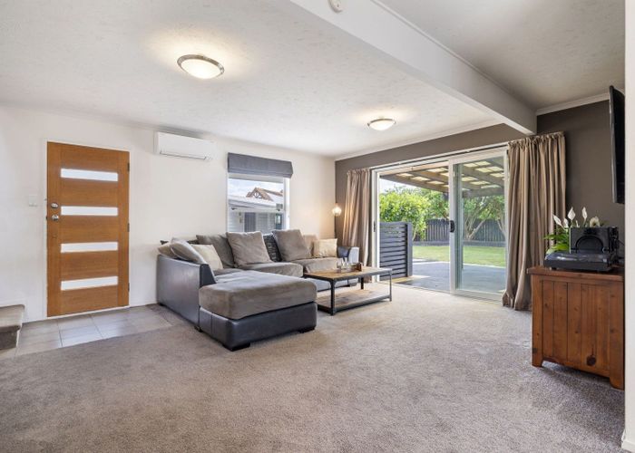  at 10 Humphries Place, Awapuni, Palmerston North, Manawatu / Whanganui