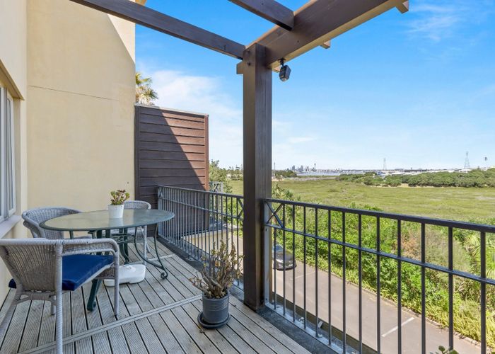  at 4/45 Byron Ave, Takapuna, North Shore City, Auckland