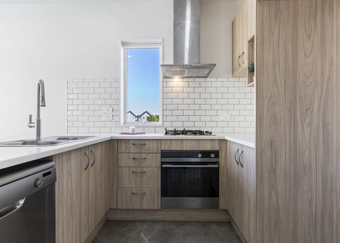  at 7 Warbler Crescent, Papakura, Papakura