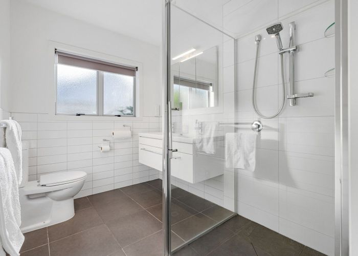  at 2 Lamia Grove, Papamoa, Tauranga, Bay Of Plenty