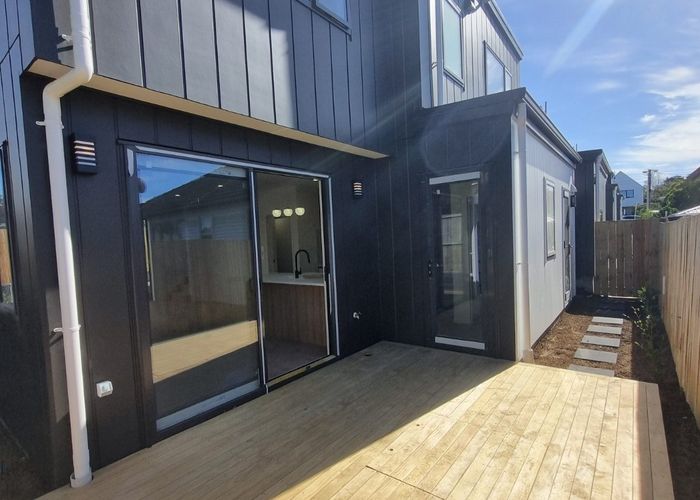  at Lot 2/150 Barrack Road, Mount Wellington, Auckland City, Auckland
