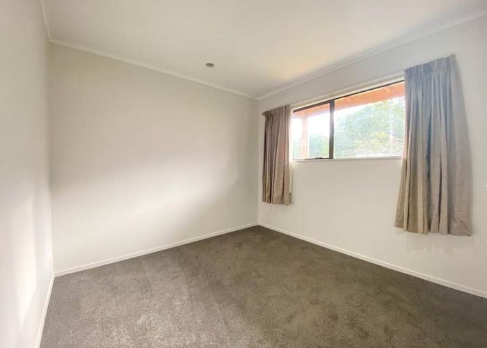  at 1/52 Gardner Avenue, New Lynn, Waitakere City, Auckland