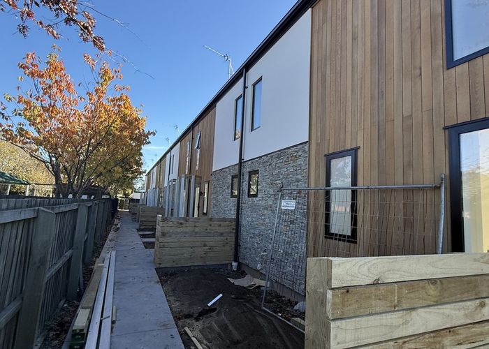  at 2/101 Wainui Street, Riccarton, Christchurch City, Canterbury