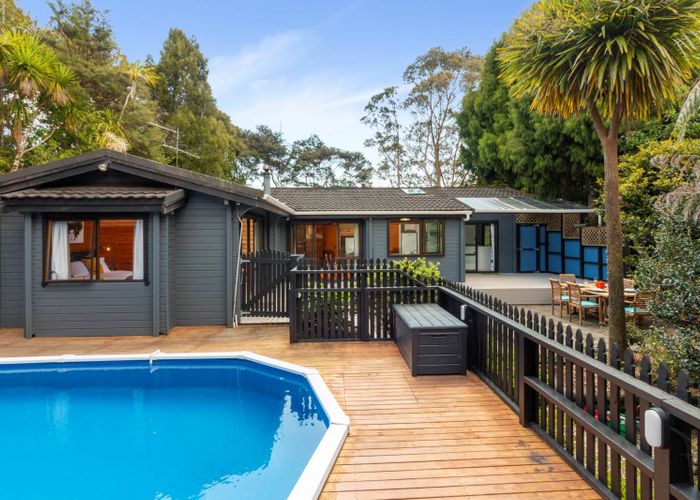  at 86 Mountain Road, Henderson Valley, Auckland