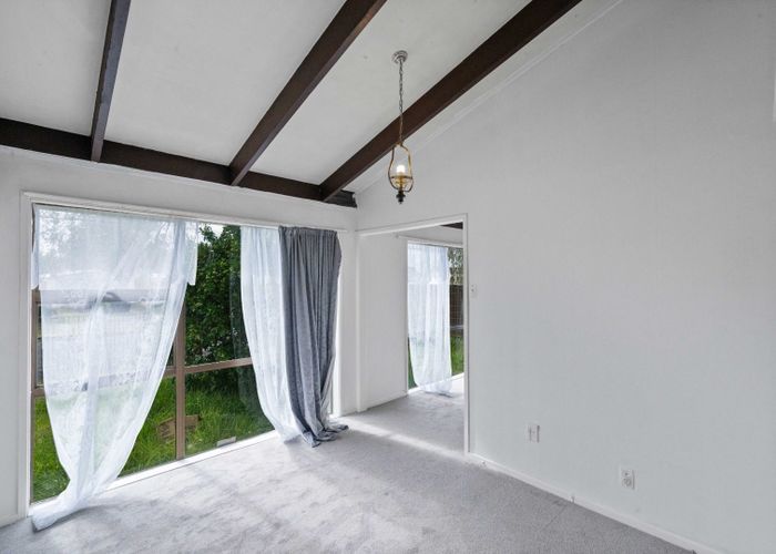  at 18 Wordsworth, Manurewa, Manukau City, Auckland