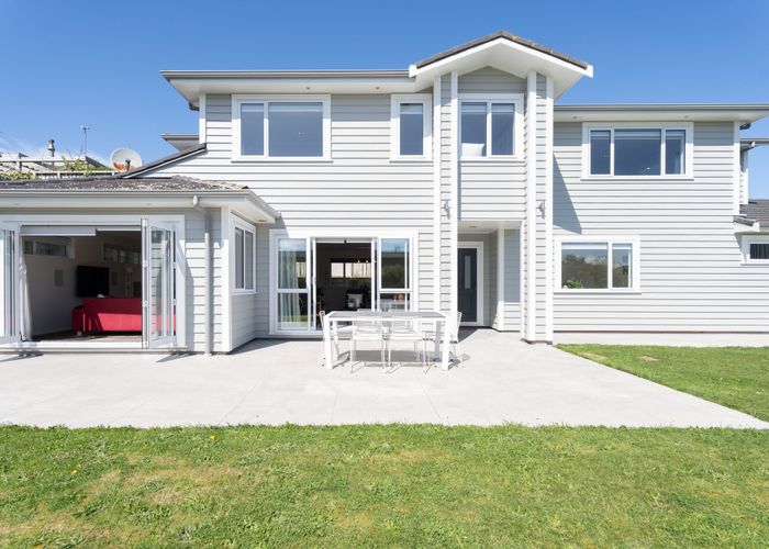  at 64 Woodridge Drive, Woodridge, Wellington