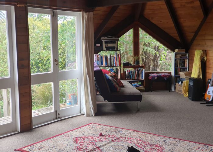  at 543 Scenic Drive, Waiatarua, Auckland