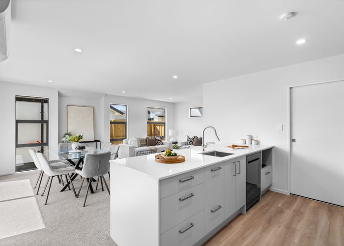  at 2/92 Claridges Road, Casebrook, Christchurch City, Canterbury