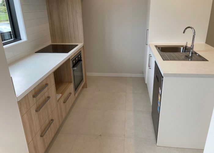  at 21A O'meara St, Swanson, Waitakere City, Auckland