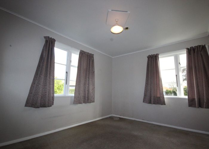  at 15 Plymouth Street, Roslyn, Palmerston North, Manawatu / Whanganui