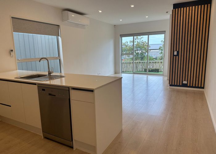  at 111 Tarapuka Road, Westgate, Waitakere City, Auckland