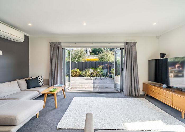  at 9 Chalfont Road, Silverstream, Upper Hutt