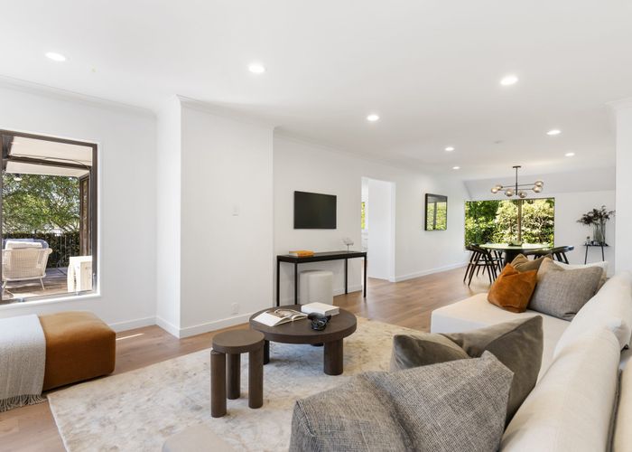  at 21 Rutherford Terrace, Meadowbank, Auckland