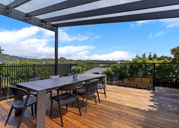  at 25 Barron Drive, Green Bay, Waitakere City, Auckland