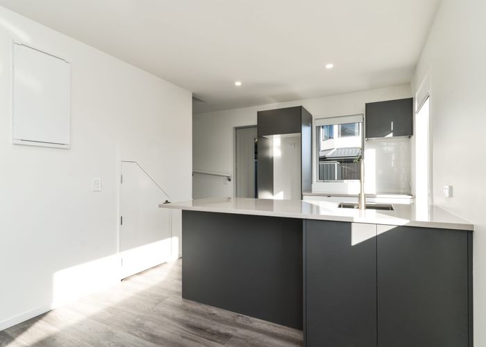  at 9/51 Hills Road, Edgeware, Christchurch City, Canterbury