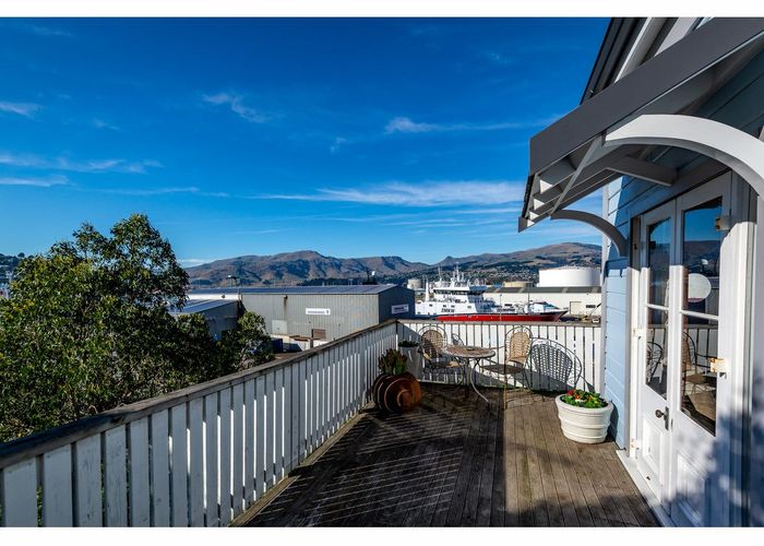  at 32 Godley Quay, Lyttelton, Lyttelton