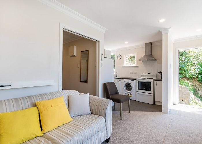  at 2/2 Kopiko Way, Brooklyn, Wellington, Wellington