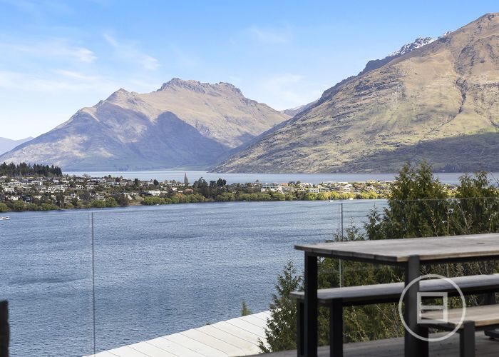  at 9B St Mathews Place, Queenstown Hill, Queenstown-Lakes, Otago