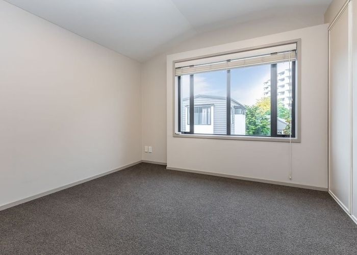  at 17 Dovedale Place, Parnell, Auckland City, Auckland