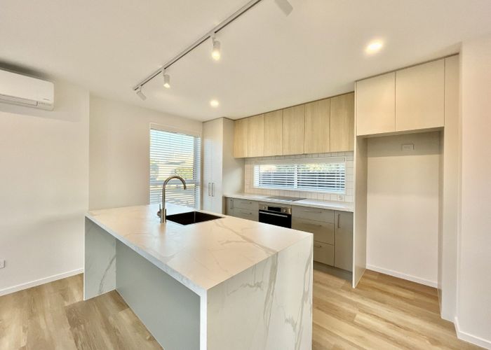  at 1/677 Gloucester Street, Linwood, Christchurch City, Canterbury