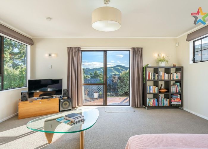  at 27 Kaitangata Crescent, Kelson, Lower Hutt