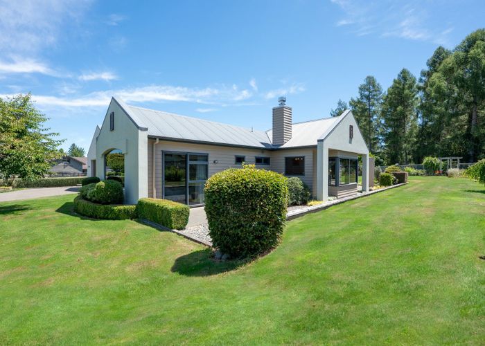  at 6 Flaxen Way, Kinloch, Taupo, Waikato