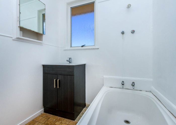  at 20 Astor Place, Manurewa, Manukau City, Auckland